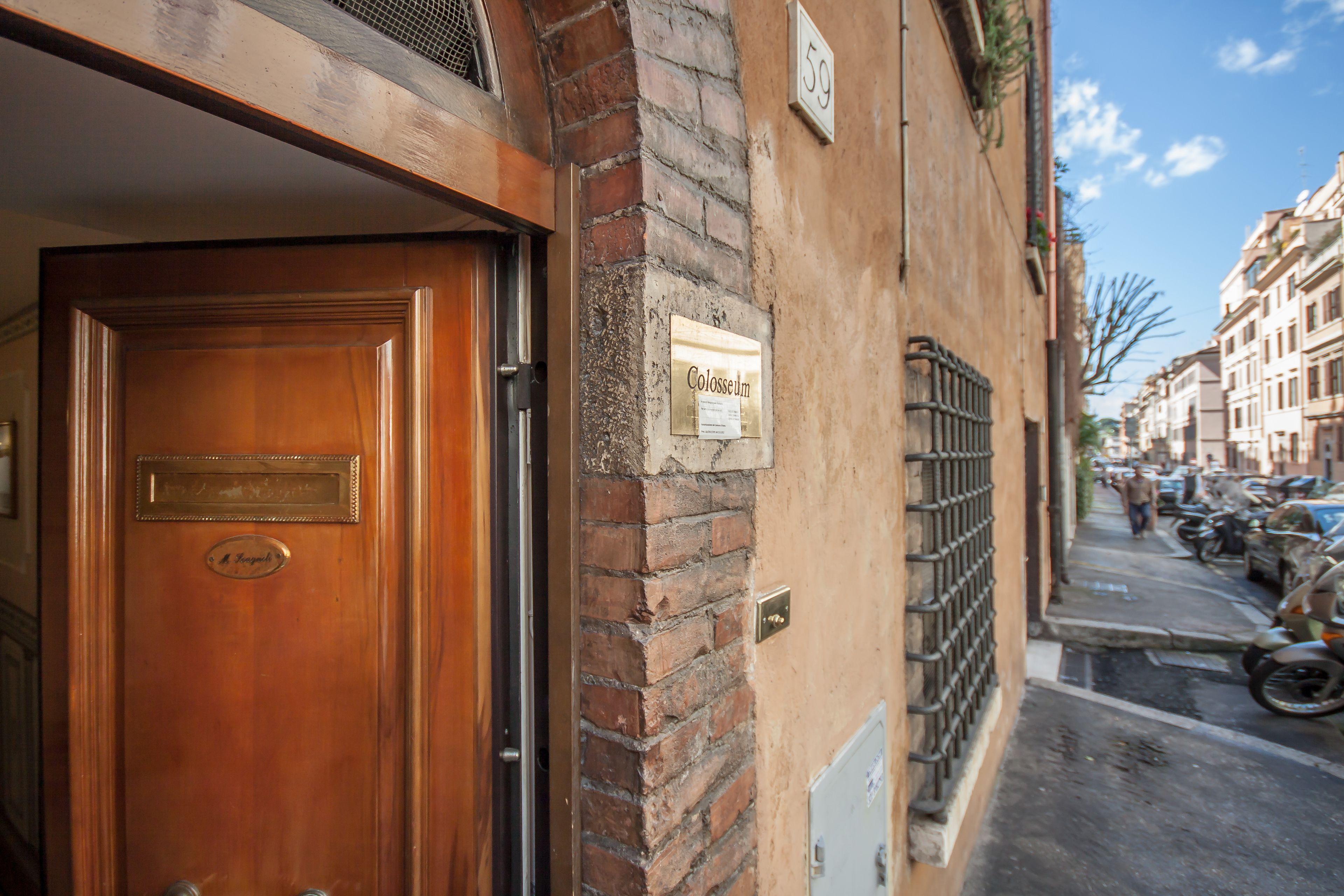 Colosseum B — Photos 2